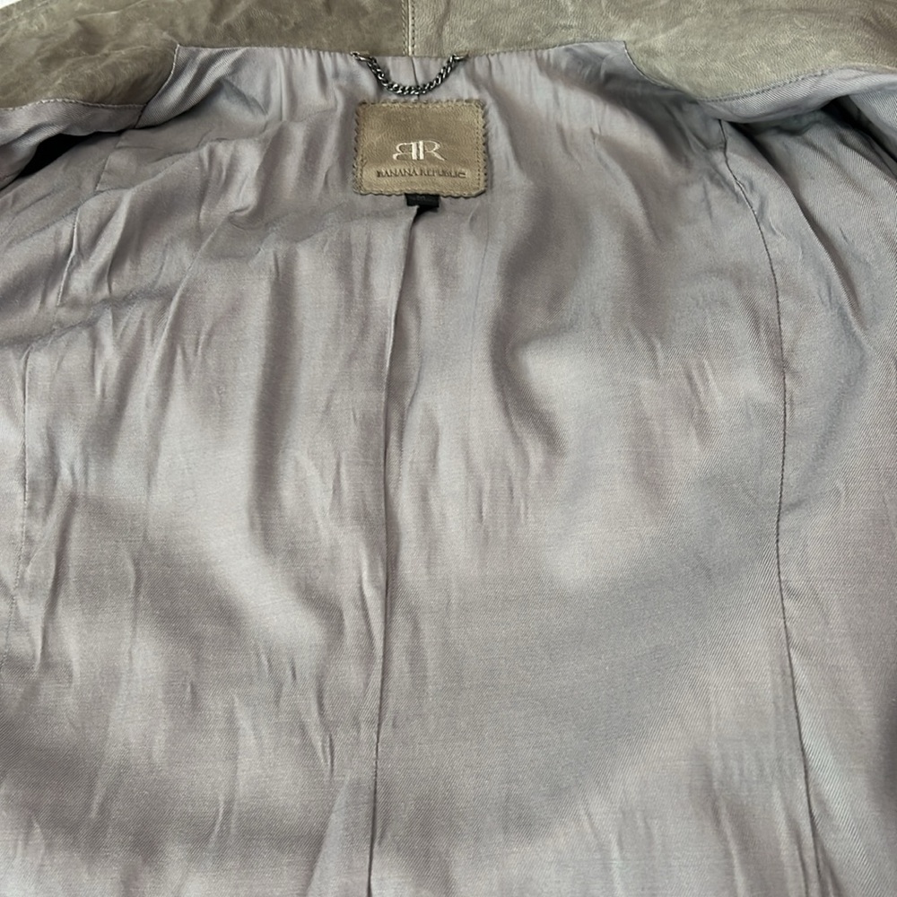 Banana Republic women’s leather jacket, size M, beige/gray - Picture 9 of 12